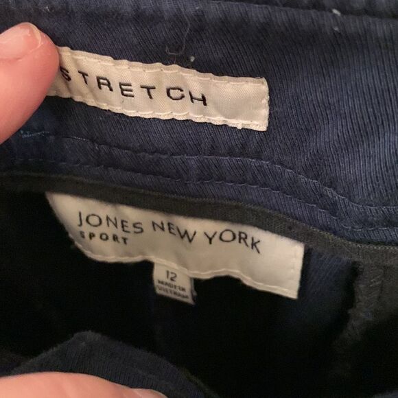 Jones New York pants - Picture 2 of 4